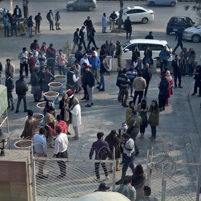 Magnitude 6.4 earthquake shakes parts of Pakistan and Afghanistan but no damage is reported